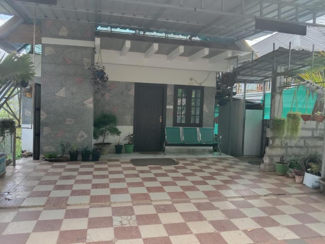 Riya Home Stay Munnar Anaviratty Esterno foto